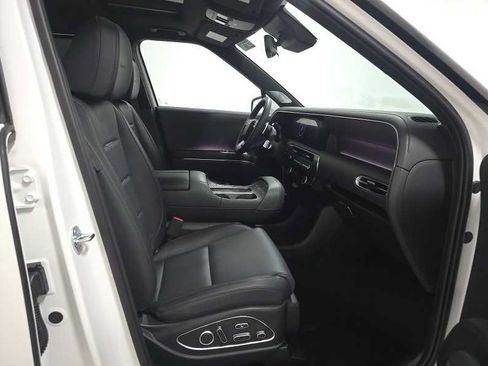Certified 2026 Hyundai Palisade Calligraphy AWD/4WD image 11