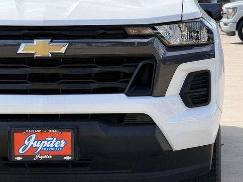 Used 2024 Chevrolet Colorado LT RWD image 11