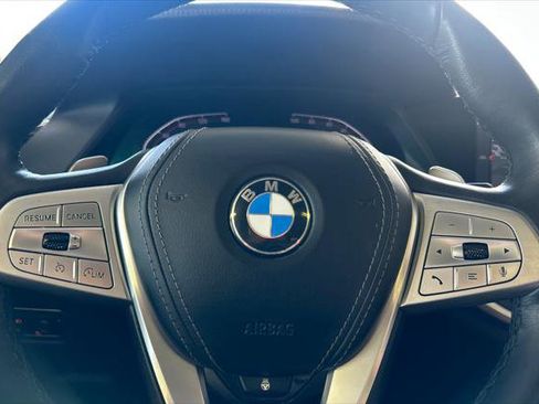 Used 2022 BMW X7 xDrive40i w/ Premium Package image 24