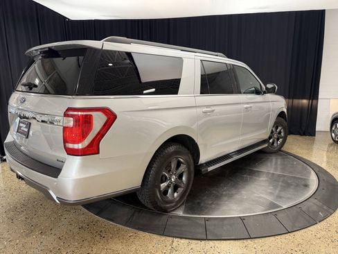 Used 2019 Ford Expedition Max XLT w/ Equipment Group 202A AWD/4WD image 8