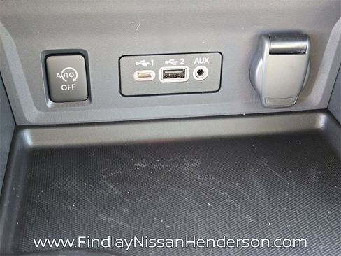 New 2025 Nissan Sentra SR w/ SR Premium Package image 13