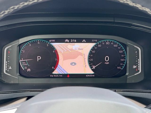 Certified 2022 Volkswagen Taos SEL w/ Panoramic Sunroof Package AWD/4WD image 38