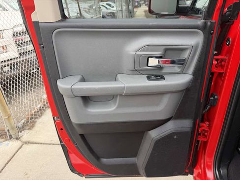 Used 2018 RAM 1500 Classic SLT image 15