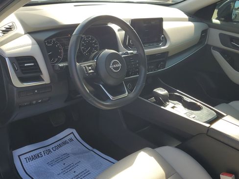 Certified 2023 Nissan Rogue SV w/ SV Premium B Package image 20