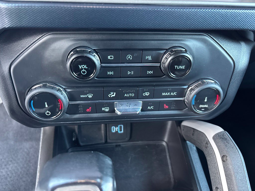 Used 2022 Ford Bronco Outer Banks w/ Sasquatch Package AWD/4WD image 20