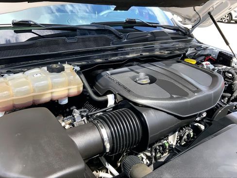 Used 2025 RAM 1500 Laramie w/ Laramie Southwest Edition AWD/4WD image 33