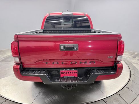 Used 2019 Toyota Tacoma TRD Off-Road w/ Technology Package AWD/4WD image 6