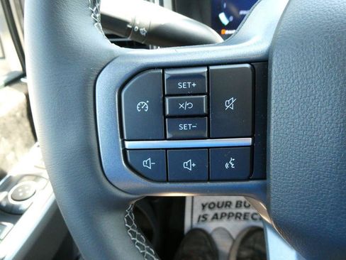 New 2026 Ford F250 Lariat w/ Black Appearance Package AWD/4WD image 22