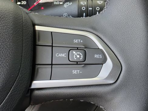 New 2026 Jeep Compass Latitude w/ Sun and Sound Group AWD/4WD image 29