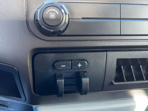 Used 2016 Ford F250 XL w/ Power Equipment Group image 34