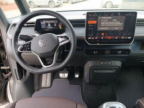 New 2025 Volkswagen ID. Buzz Pro S RWD image 13