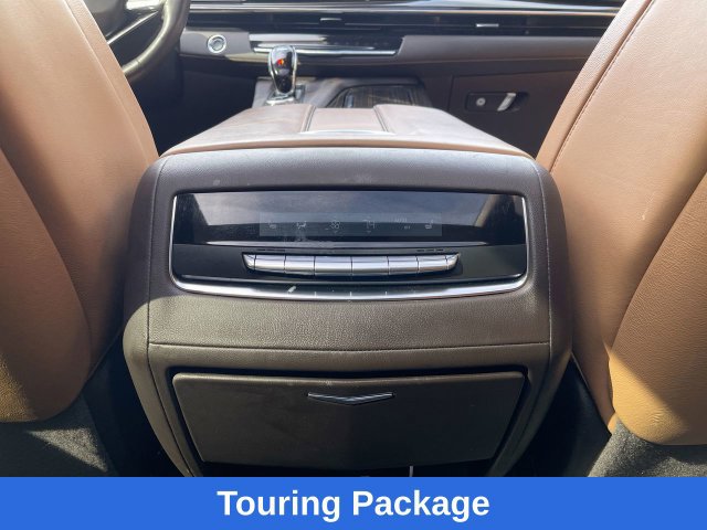 Used 2023 Cadillac Escalade Premium Luxury w/ Performance Package AWD/4WD image 23