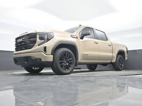 Used 2022 GMC Sierra 1500 Elevation image 26