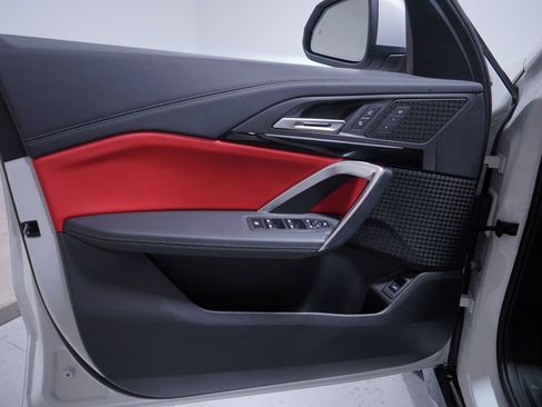 Used 2023 BMW X1 xDrive28i w/ Convenience Package image 15