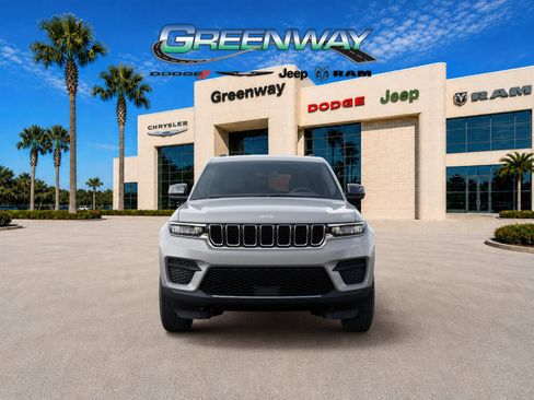 New 2025 Jeep Grand Cherokee Laredo X w/ Luxury Tech Group I RWD image 6