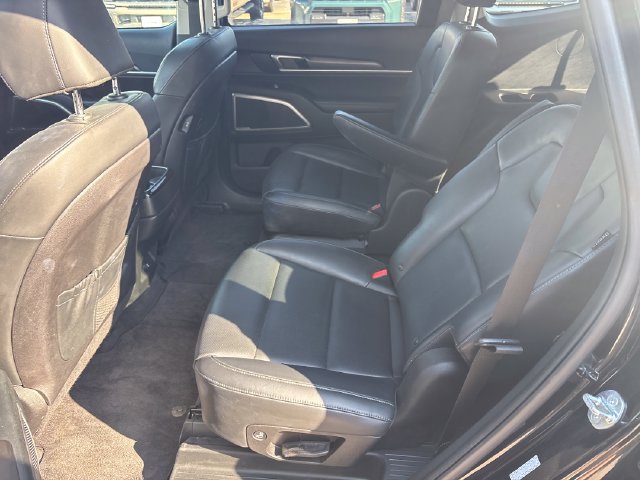 Used 2025 Kia Telluride S AWD/4WD image 23