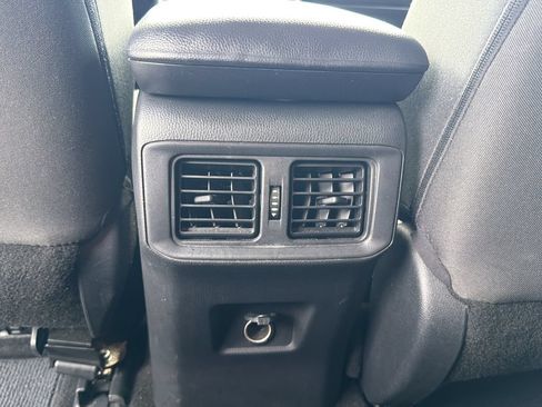 Used 2023 Toyota RAV4 LE FWD image 15