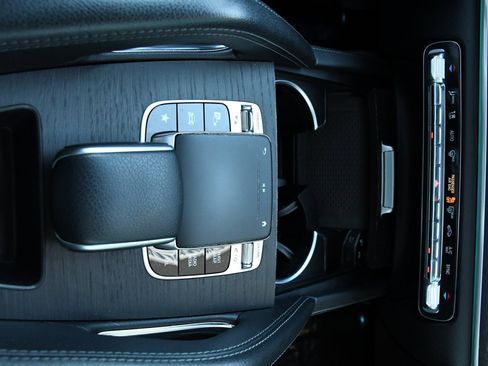 Used 2020 Mercedes-Benz GLE 350 4MATIC w/ 3rd Row Seat Package image 14