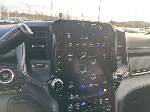 Used 2020 RAM 3500 Limited image 29