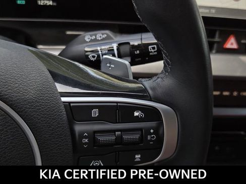Certified 2025 Kia Sportage SX Prestige image 30