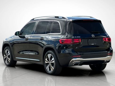 New 2025 Mercedes-Benz GLB 250 image 11