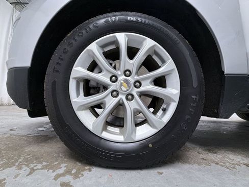 Used 2019 Chevrolet Equinox LS w/ LS Convenience Package AWD/4WD image 10