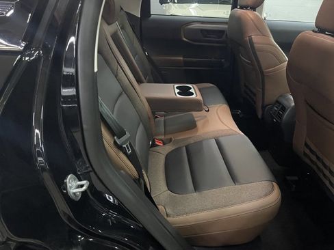 Certified 2025 Ford Bronco Sport Outer Banks w/ Outer Banks Tech Package+ AWD/4WD image 18