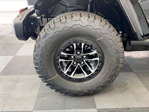 New 2026 Jeep Wrangler Unlimited Rubicon AWD/4WD image 14