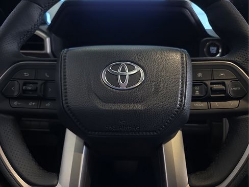 New 2026 Toyota 4Runner Limited AWD/4WD image 25