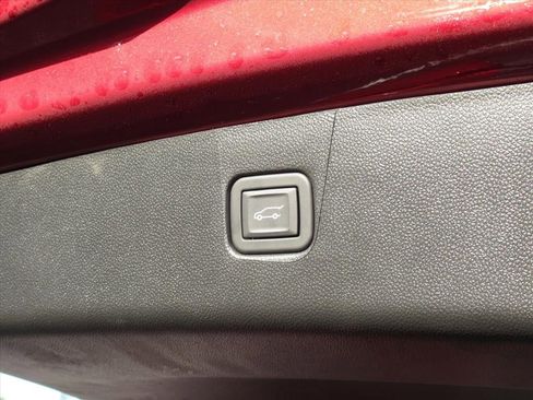 New 2026 Chevrolet Blazer LT w/ Convenience Package FWD image 29
