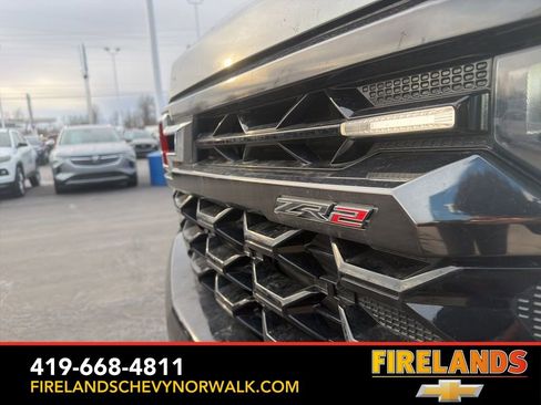 Used 2023 Chevrolet Silverado 1500 ZR2 image 3
