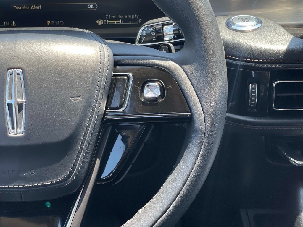 Certified 2023 Lincoln Aviator 2WD w/ Premium Package image 13