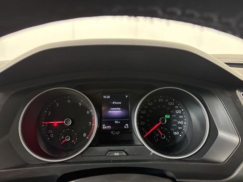 Used 2018 Volkswagen Tiguan SE image 25