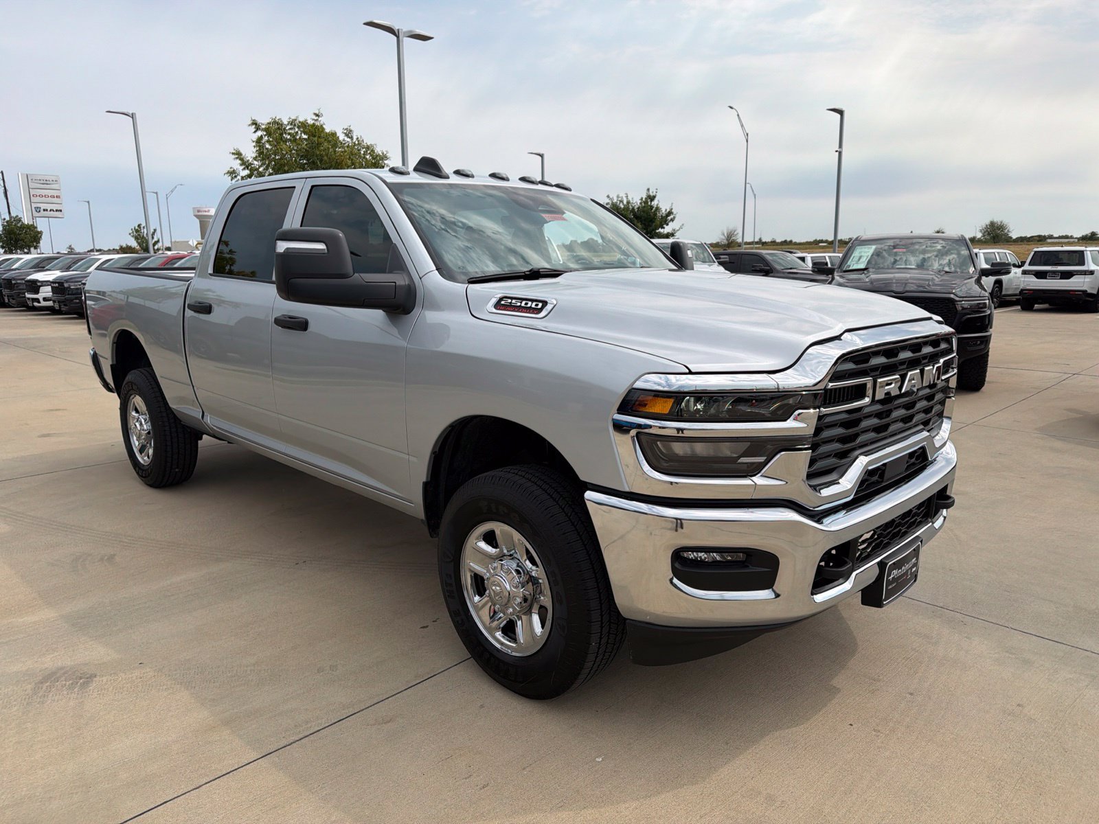 New 2026 RAM 2500 Tradesman w/ Chrome Appearance Group AWD/4WD image 7