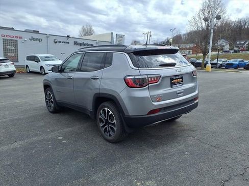 Certified 2023 Jeep Compass Limited image 5