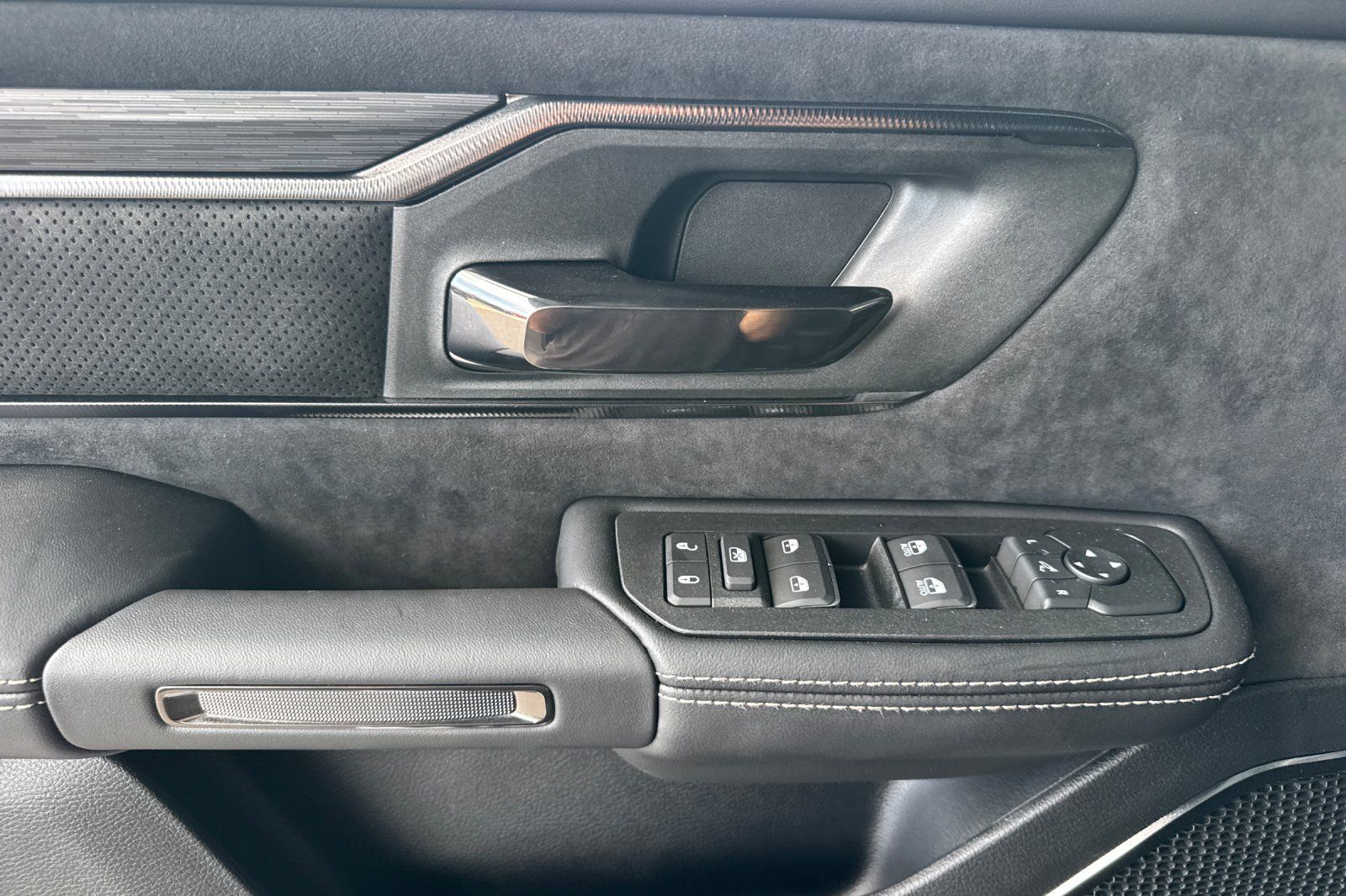 New 2026 RAM 1500 RHO AWD/4WD image 10