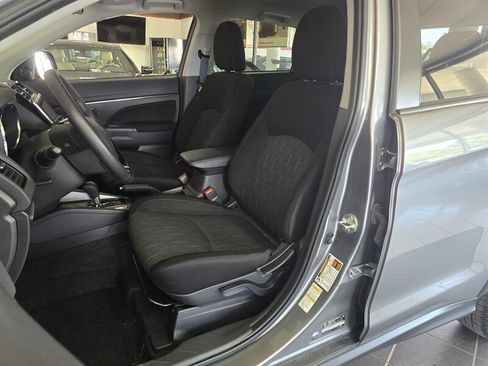 Used 2025 Mitsubishi Outlander Sport ES AWD/4WD image 9