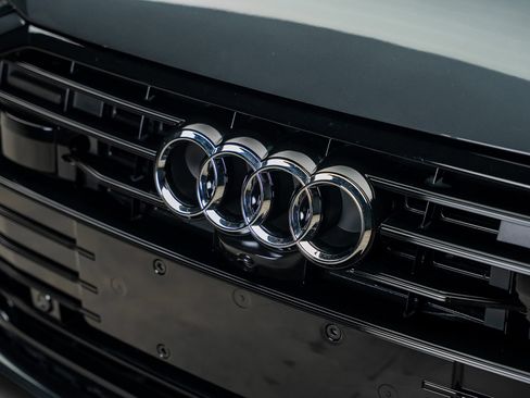 Used 2023 Audi A6 Premium Plus w/ Premium Plus Package AWD/4WD image 5