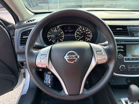 Used 2017 Nissan Altima 2.5 S w/ Power Driver Seat Package image 12