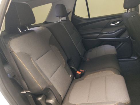 Used 2020 Chevrolet Traverse LS image 19