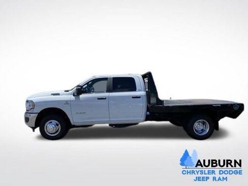 Used 2024 RAM 3500 SLT w/ Quick Order Package 2YG SLT AWD/4WD image 4