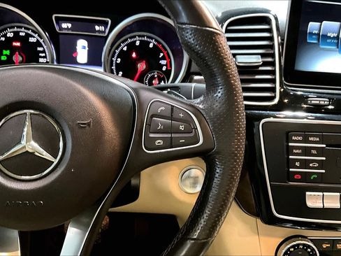 Used 2017 Mercedes-Benz GLE 350 4MATIC image 25