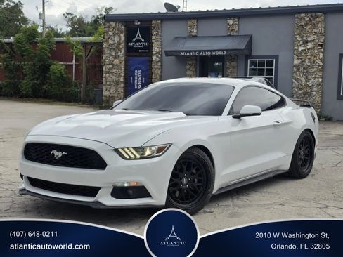 Used 2015 Ford Mustang Premium RWD image 1