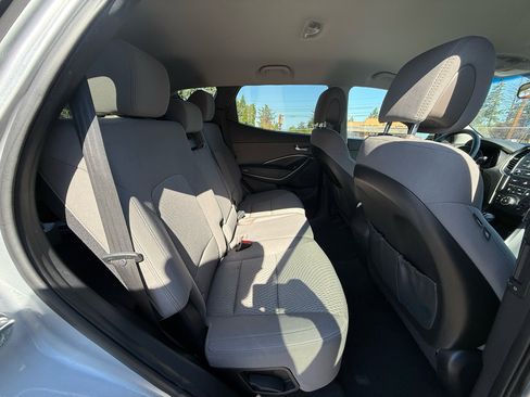 Used 2018 Hyundai Santa Fe Sport image 14