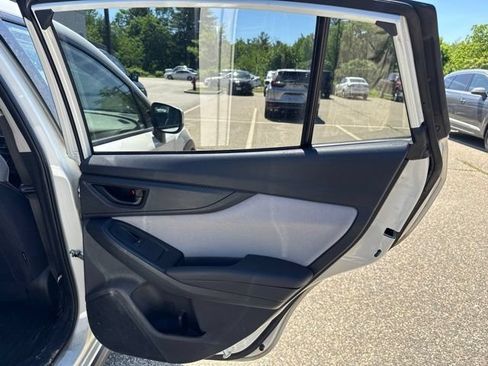 Used 2019 Subaru Crosstrek 2.0i Premium AWD/4WD image 13