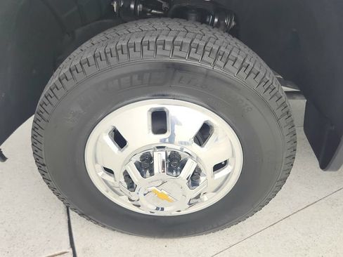 Certified 2025 Chevrolet Silverado 3500 High Country w/ High Country Premium Package AWD/4WD image 29