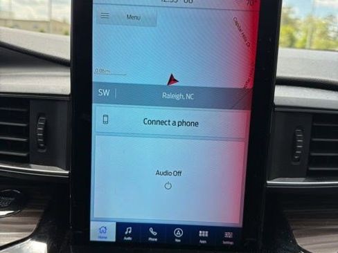 Used 2023 Ford Explorer Limited w/ Limited Technology Package image 15