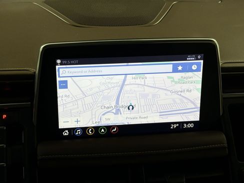 Used 2021 Chevrolet Suburban High Country image 20