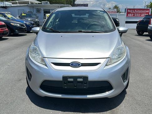 Used 2012 Ford Fiesta SE FWD image 3