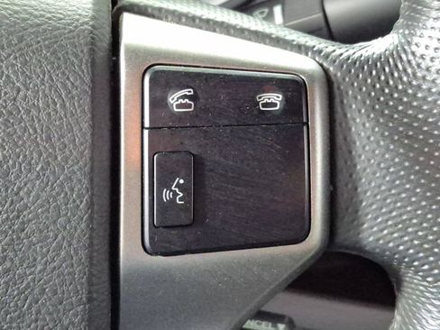 Used 2012 Toyota Tacoma 4x4 Double Cab w/ SR5 Pkg image 13